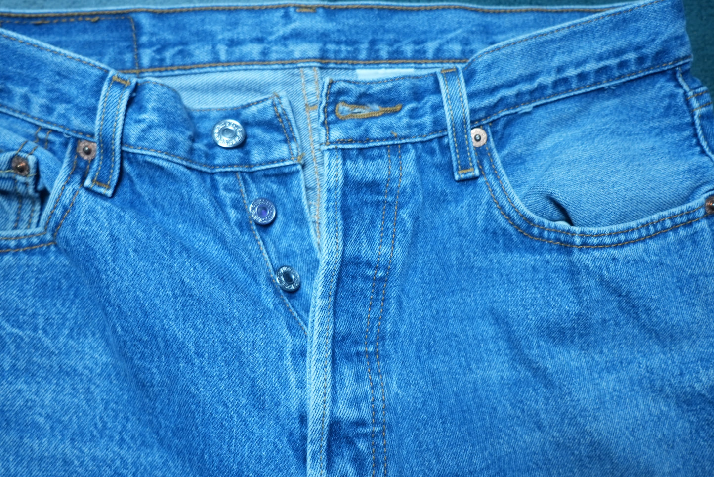 Levi Denim Blue Jeans 35x34