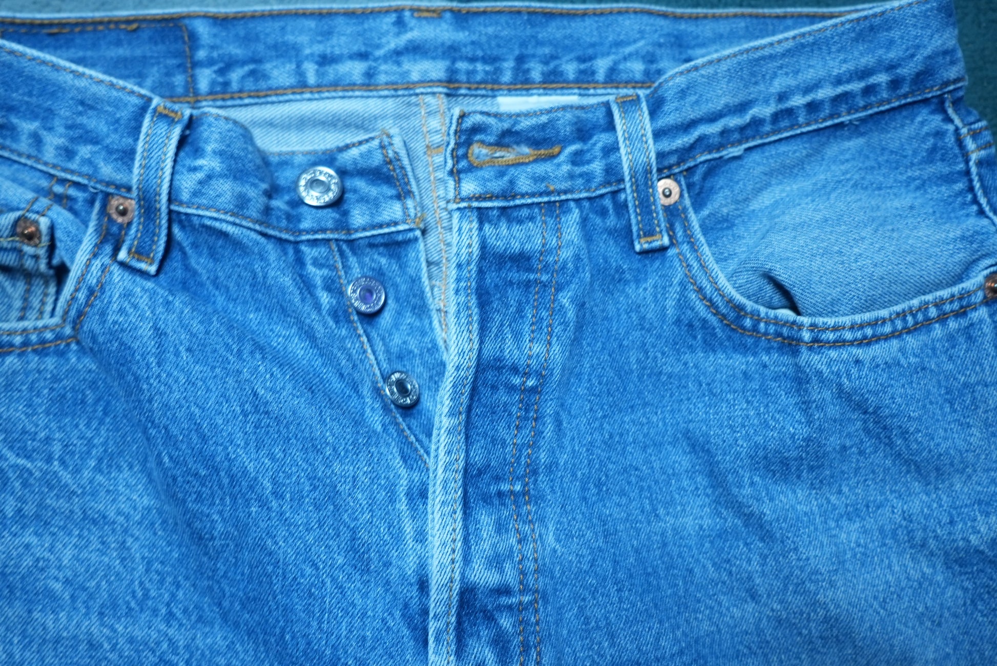 Levi Denim Blue Jeans 35x34