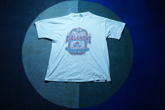 Colorado AVANLANCHE Stanly Cup Champion Tee L